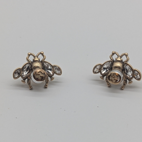 Gucci Crystal Bee Stud Earrings • Gold-Tone Logo Detailing - Picture 1 of 5